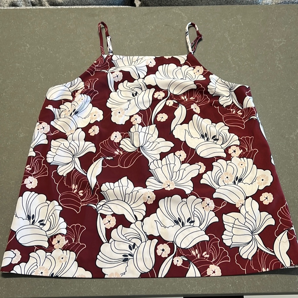 Ref floral tanktop